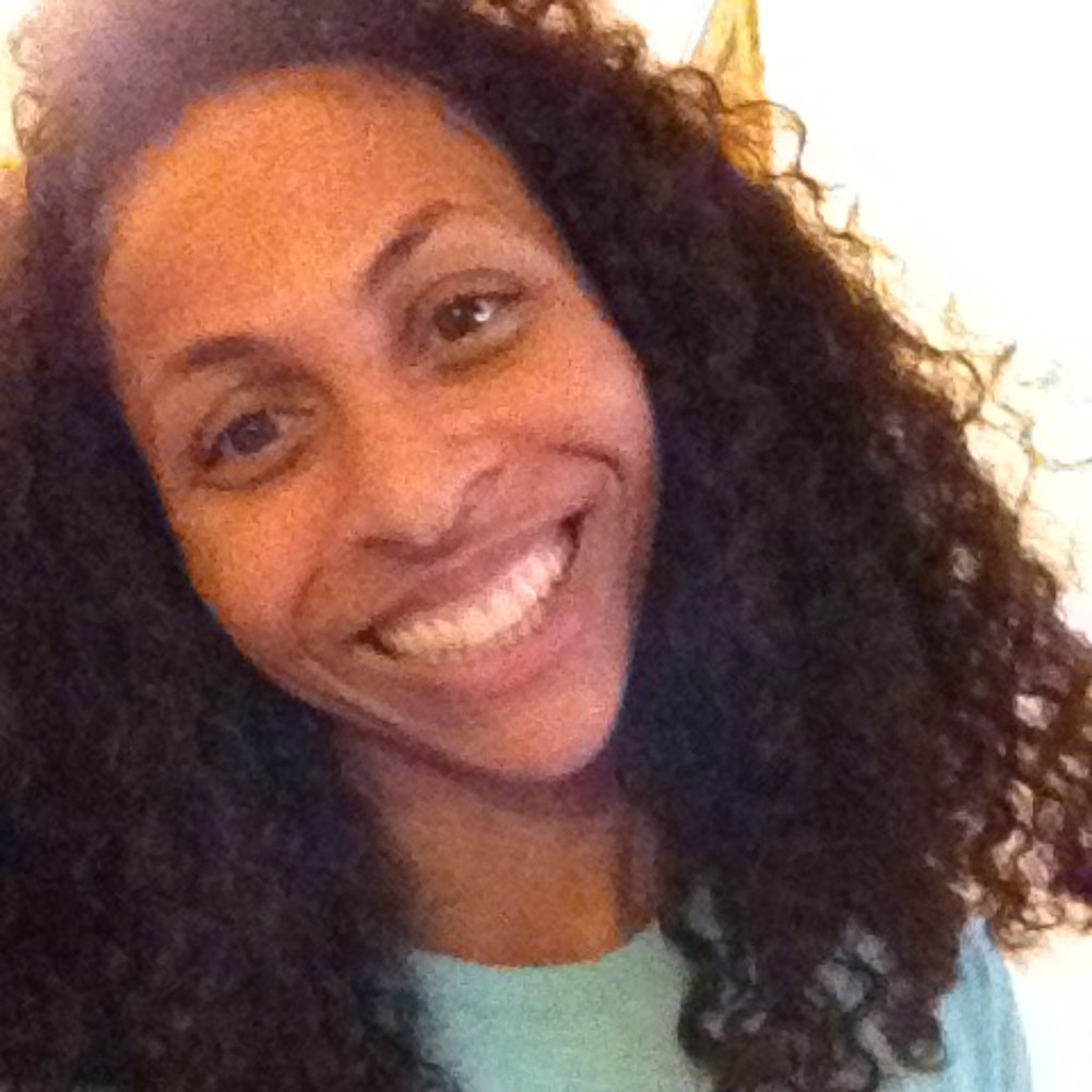 Meet your Posher - Alexis :-)